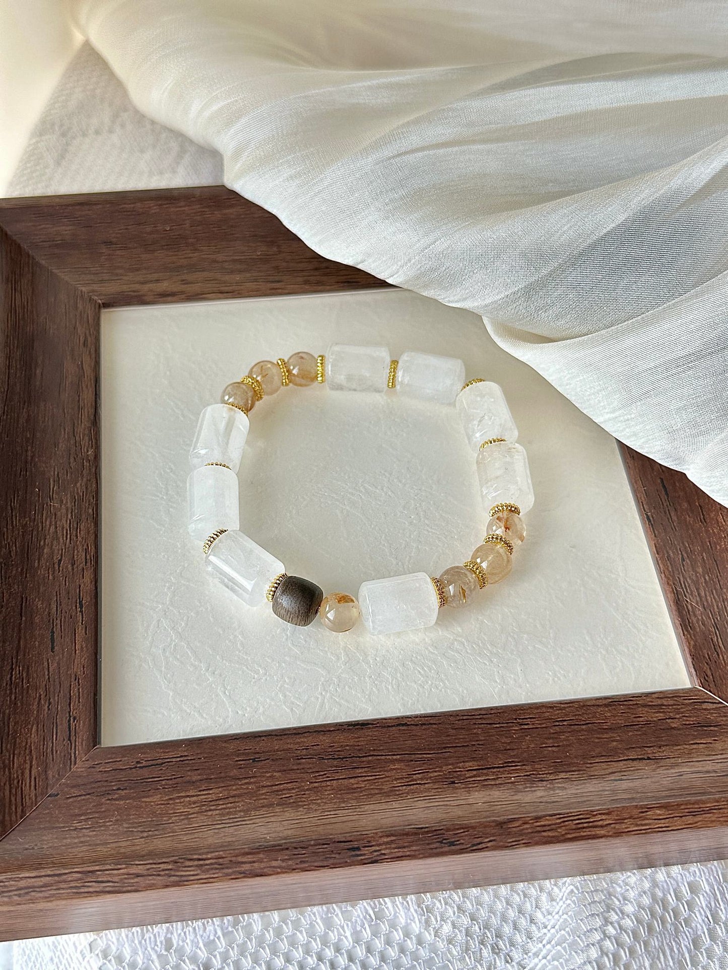 Phantom Barrel - Bead Crystal Bracelet