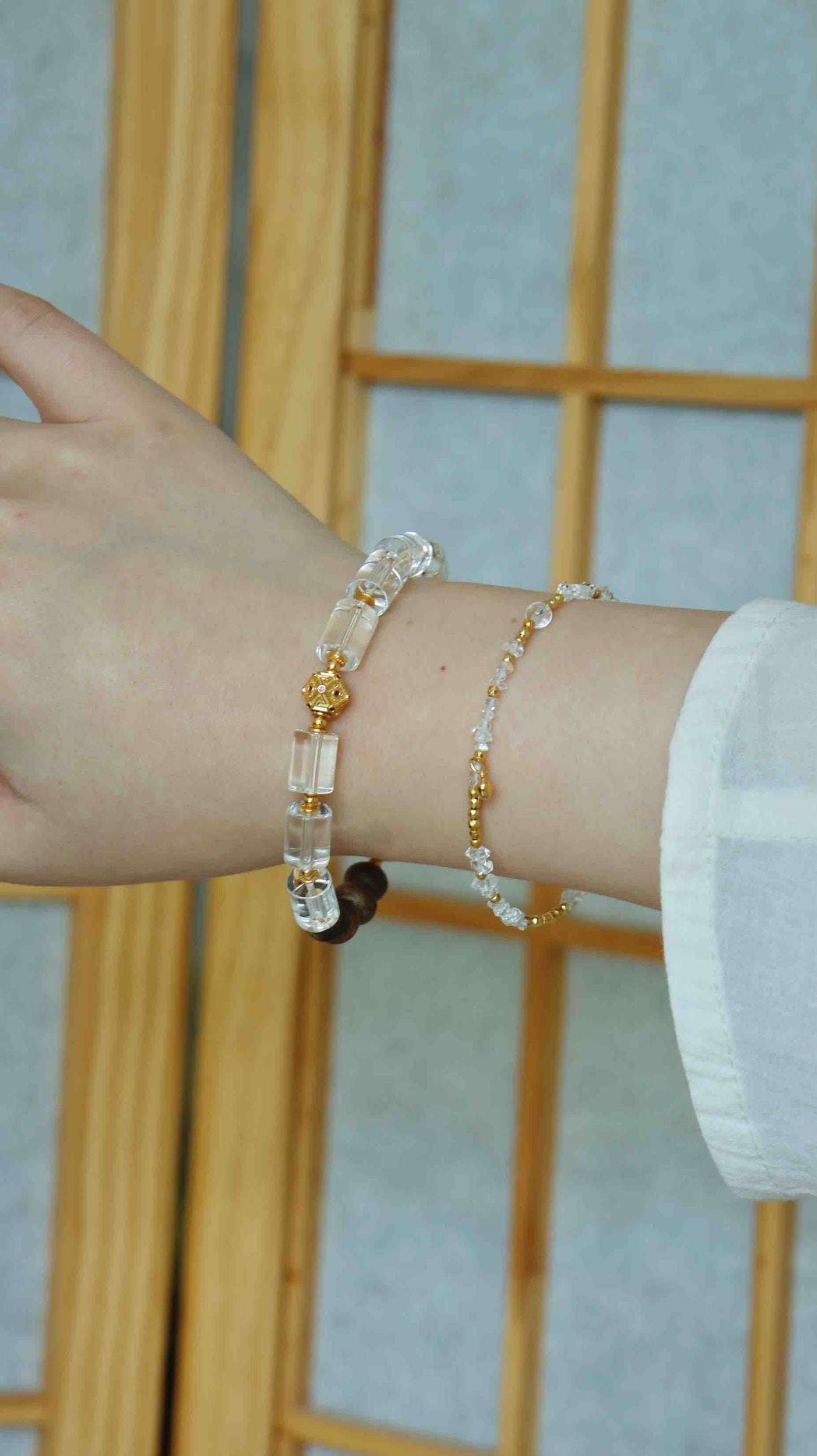 White Crystal & Agarwood Bracelet